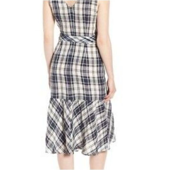 Nordstrom Signature Navy/White Plaid Faux Wrap Linen Dress Size 10 - Picture 3 of 11